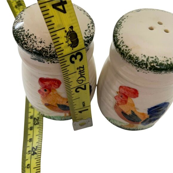 Salt & Pepper Shakers Set White Ceramic Rooster Country Kitchen Barnyard Farm - Picture 7 of 15